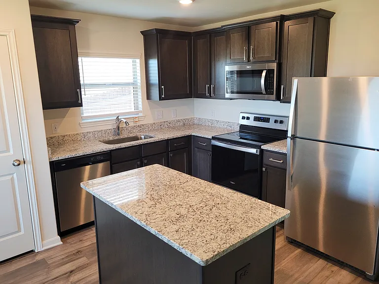 223 Drifter Dr — Photo 9