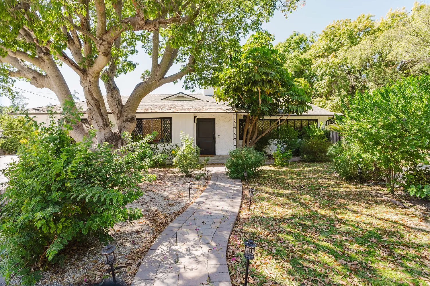 3 bed, 2092 sqft, $8,000 — Photo 4