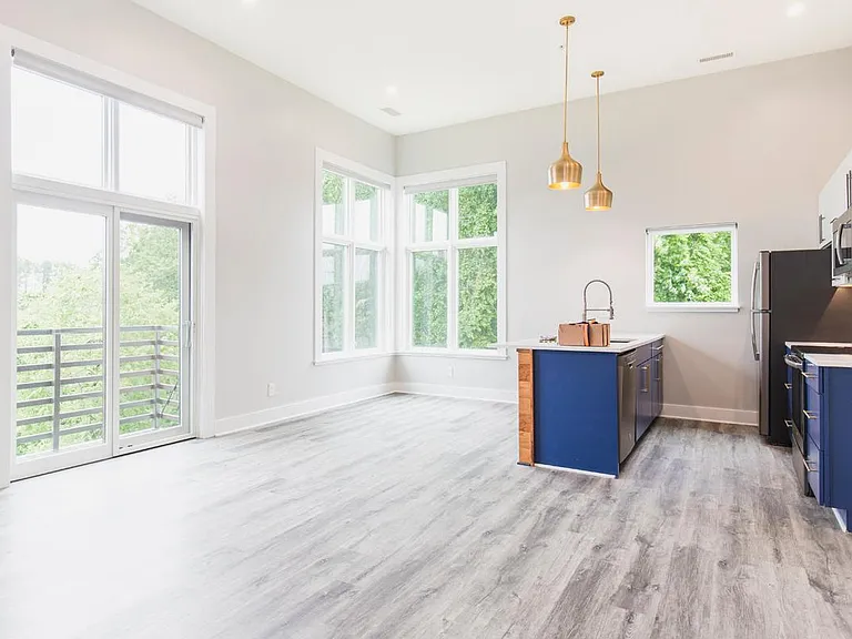 1212 Cedars Ct — Photo 7