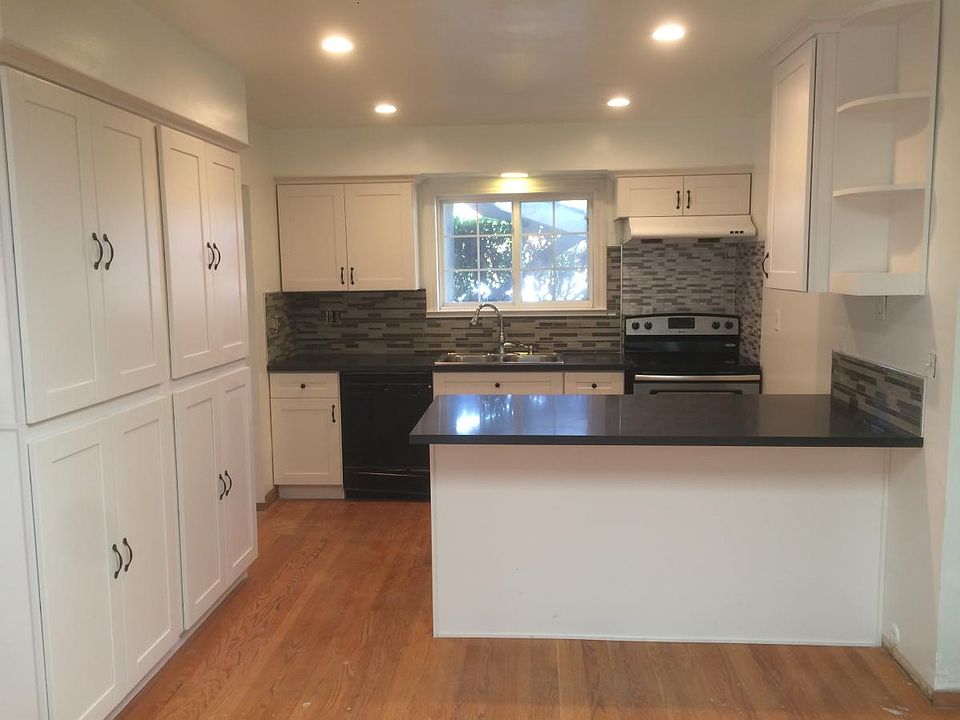 1st image of 4182 Acapulco Dr