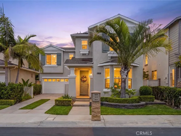 16836 Primrose Ln, Huntington Beach, CA 92649