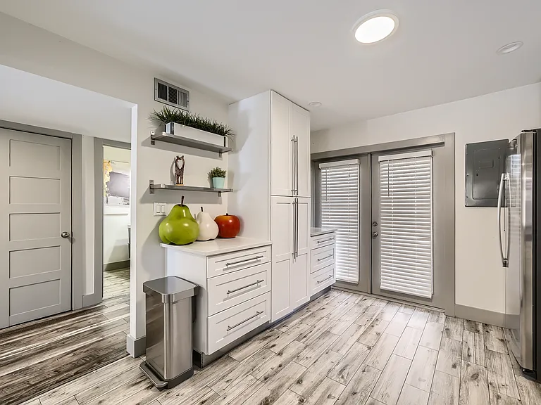1204 Druid Knoll Dr — Photo 18