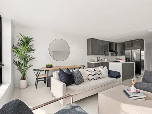 659 Baltic Street image 3 of 15