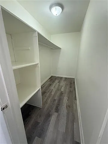 707 N Robertson St #203 — Photo 5