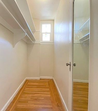 4th image of 565 Geary St #512