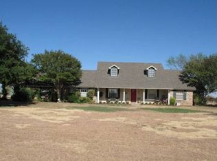 705 J Marie Ct, Crowley, TX 76036