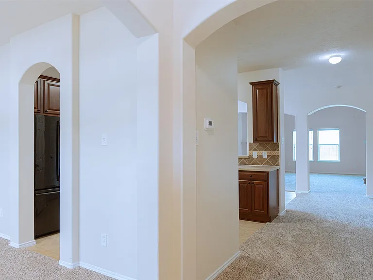 1902 Vernal Glen Cir — Photo 25