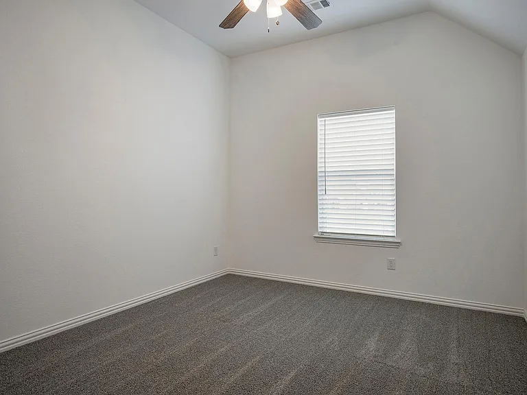 2351 Waterford Way — Photo 22