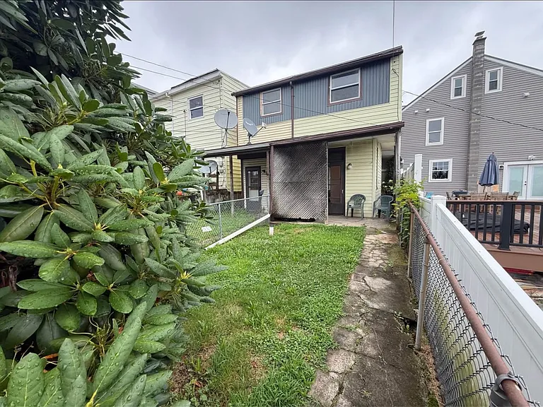 48 S Vine St — Photo 3