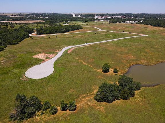 4th image of 0 S 4th St Lot 15