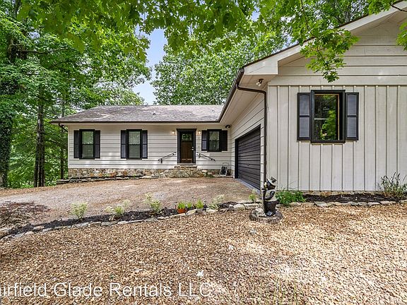 2nd image of 17 Druid Cir