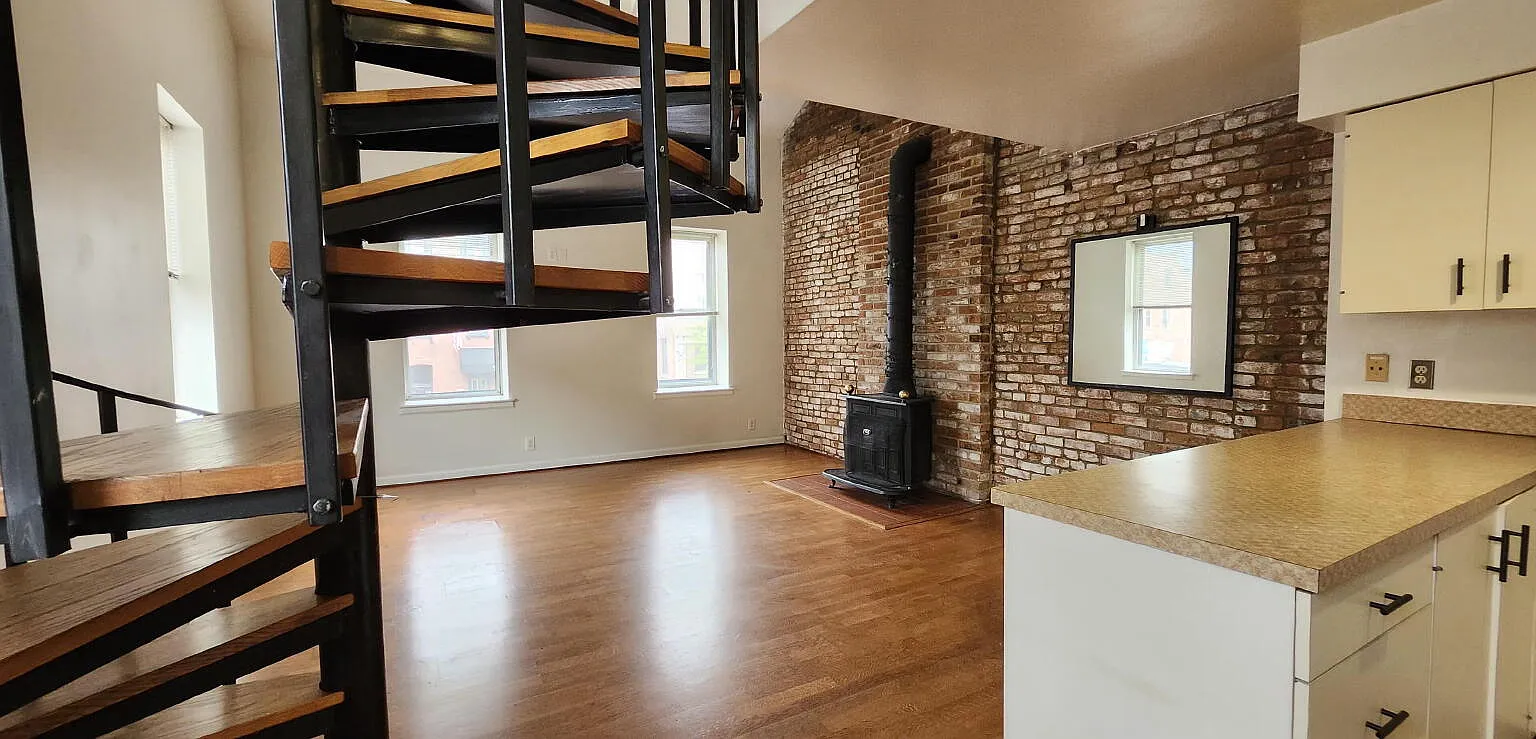 2 bed, 1.5 bath, $1,195 — Photo 3
