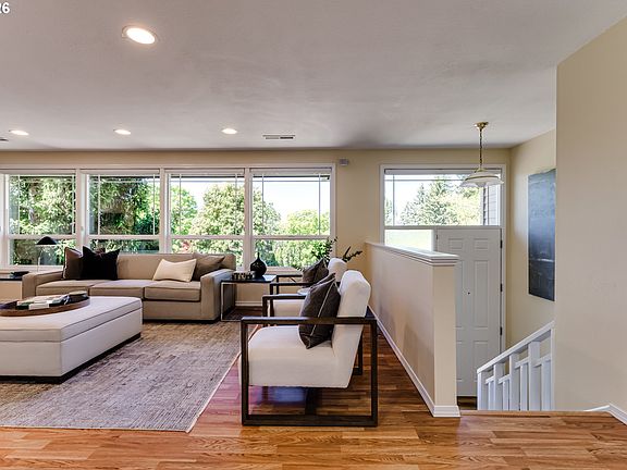 3rd image of 3185 Kevington Ave