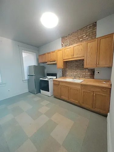 1669 Hamer St #1 Photo 1