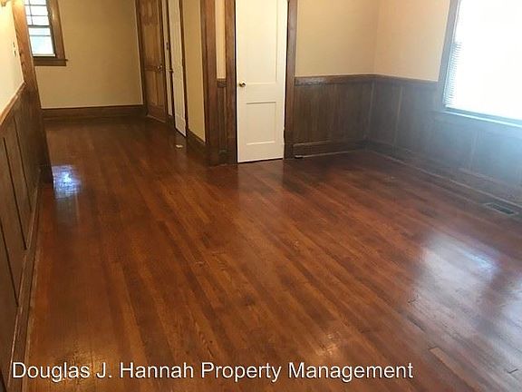 4th image of 4021 Campbell St