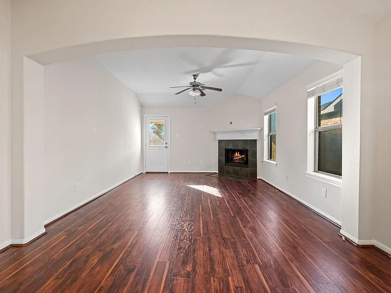 3031 E Lockeridge Village Dr — Photo 12
