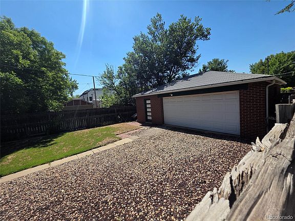 2nd image of 3326 W 24th Avenue