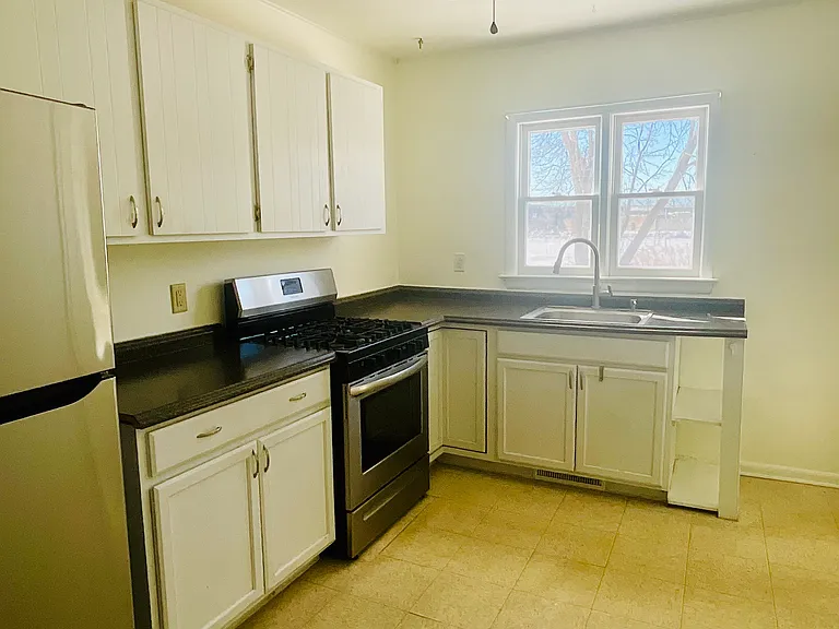 7 Dervend Cir #7 — Photo 2