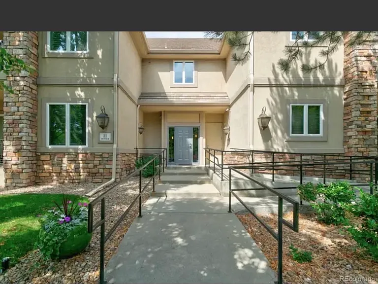11 Monroe St #203 — Photo 15