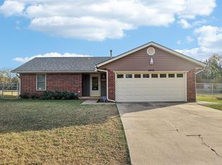 5808 SE 8th St, Oklahoma City, OK 73110