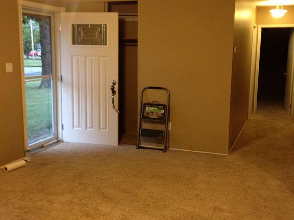 3rd image of 496 Southward Dr