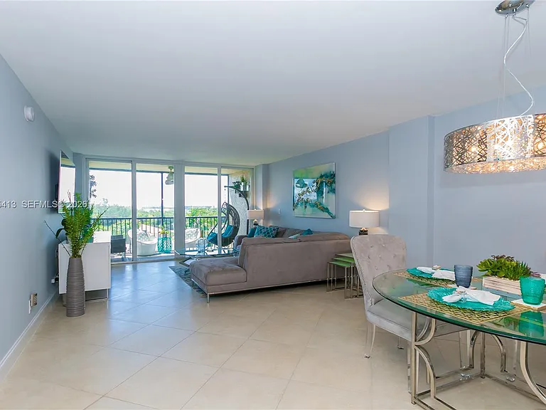 14 Royal Palm Way #601 — Photo 4