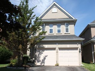 147 Jordanray Blvd, Newmarket, ON L3X 2P4