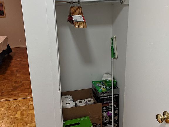 4th image of 400 E 55th St APT 18D