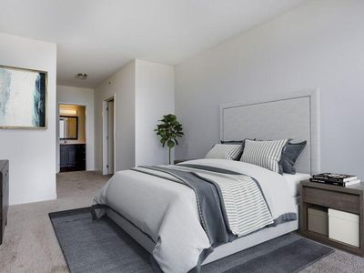 2225 N Halsted St APT 4, Chicago, IL, 60614