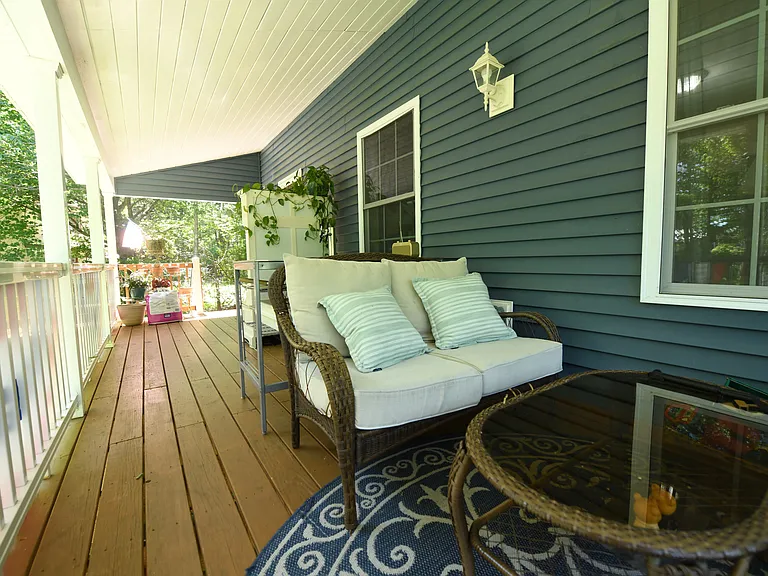54 Lakeside Dr — Photo 33