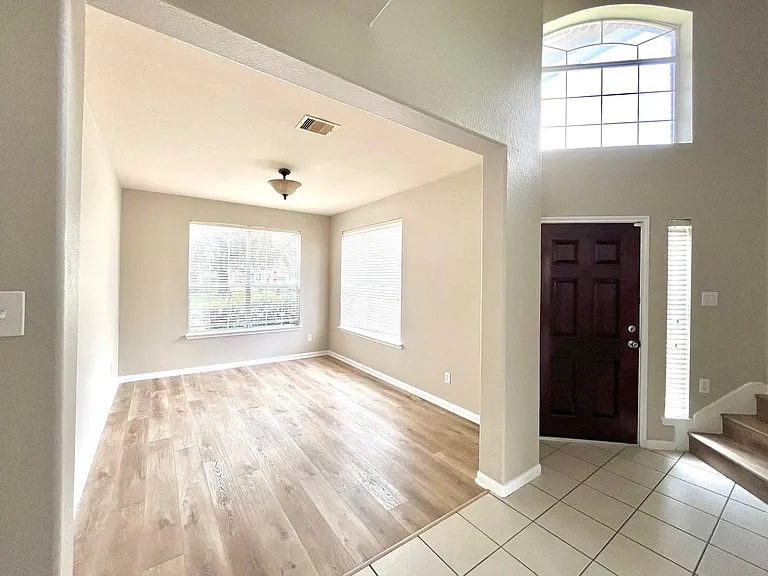 2522 Oakthorn Ct — Photo 9