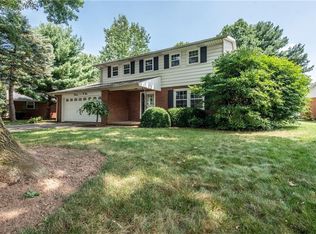 1305 Independence Cir SE, New Philadelphia, OH