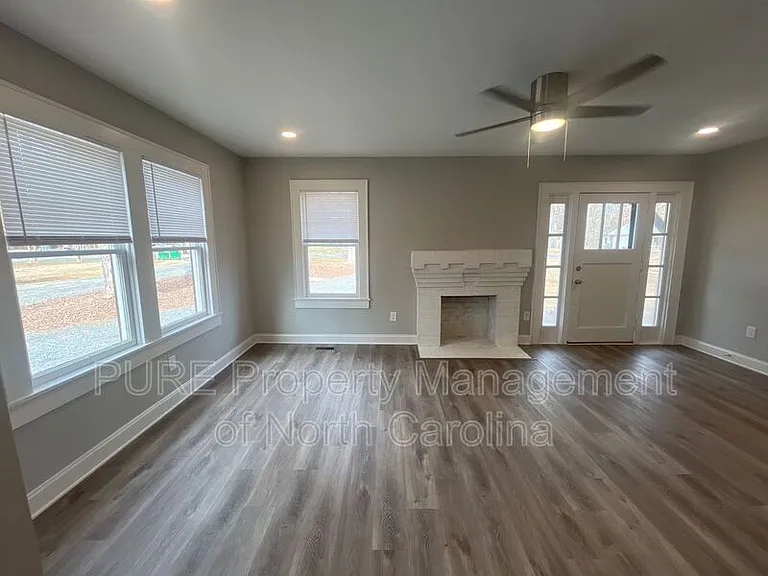 3355 E Ridge Rd — Photo 4