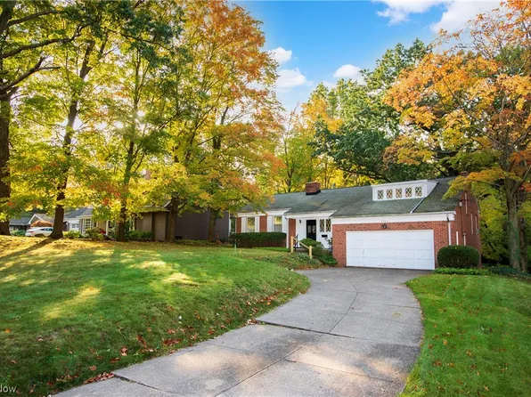 29601 Wolf Rd, Bay Village, OH 44140