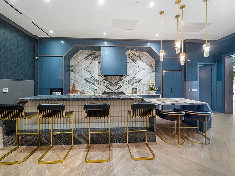 Halcyon House — Photo 19