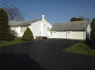 3650 Saranac Dr, Sharpsville, PA 16150