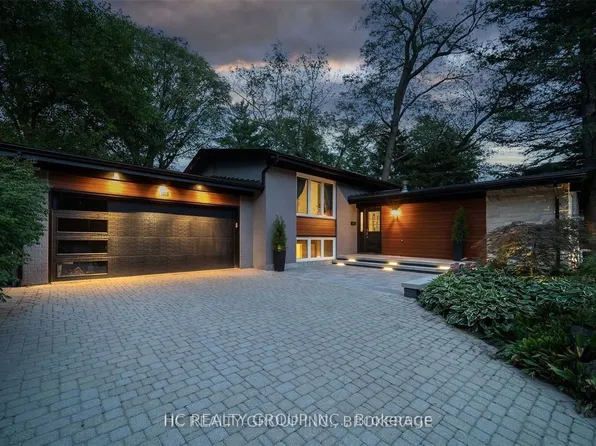 1513 Merrow Rd, Mississauga, ON L5J 3C4