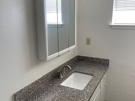 5th image of 435 Acalanes Dr #19
