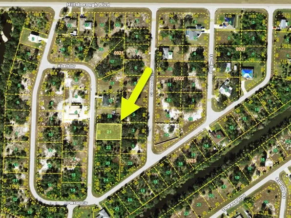 88 Rhett Dr #21, Pt Charlotte, FL 33954