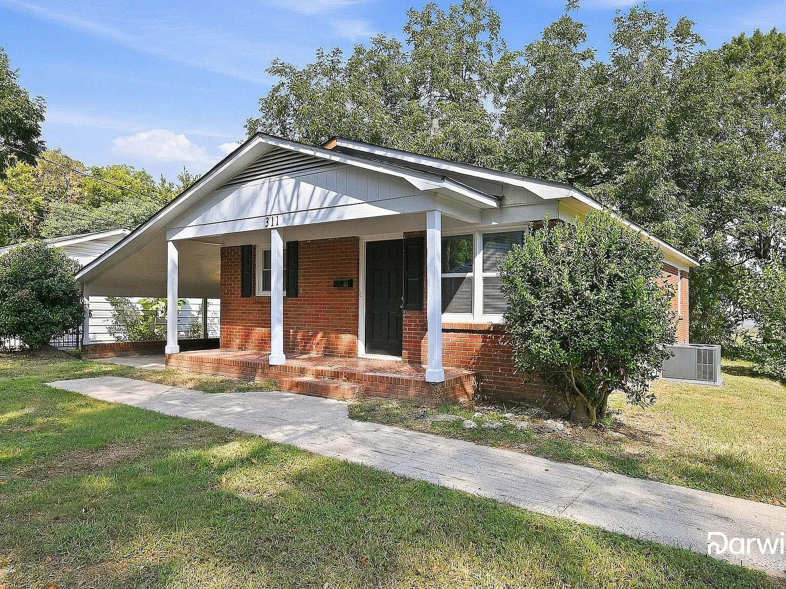 3 bed, 1.5 bath, 1108 sqft, $1,670 — Photo 2