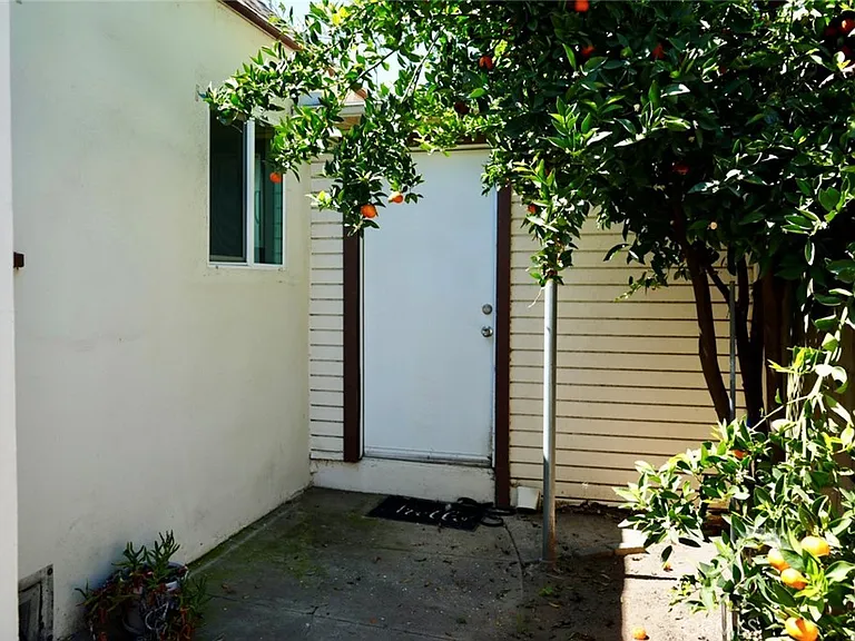 2117 Verde St — Photo 13