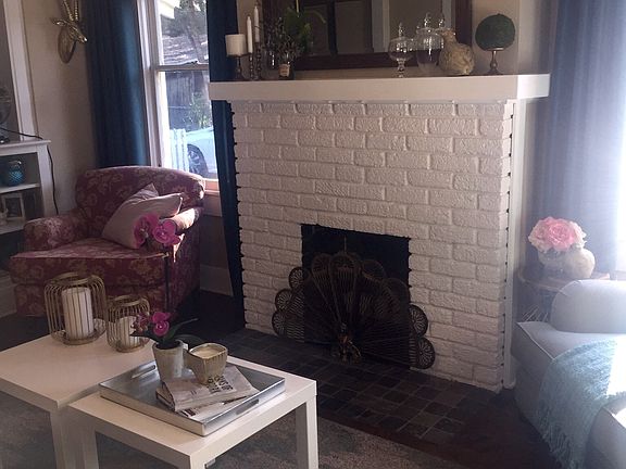 4th image of 203 W Comanche Ave