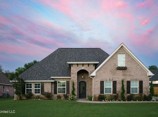 362 Goose Pointe Blvd, Biloxi, MS 39531