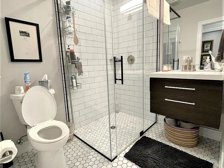 1455 W Farragut Ave #1 — Photo 16
