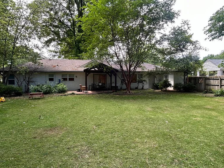 286 Belhaven St — Photo 20