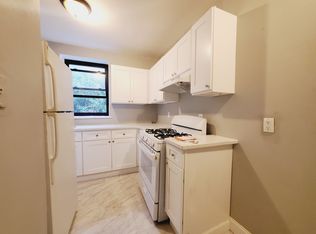 136 Grant Ave APT 2C, Jersey City, NJ 07305