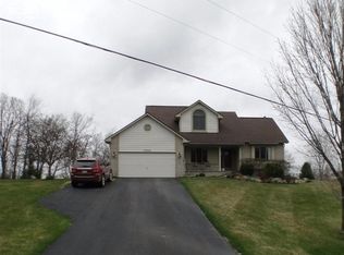 13950 Northridge Dr, Holly, MI 48442