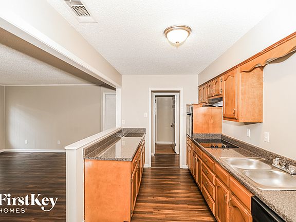 4th image of 5120 Oak Meadow Ave