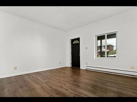 4th image of 228 E 19th Ave Front 1