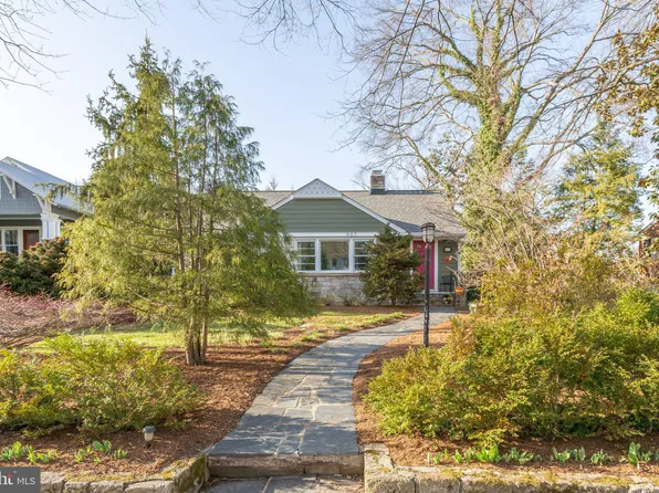 907 Cornell St, Fredericksburg, VA 22401